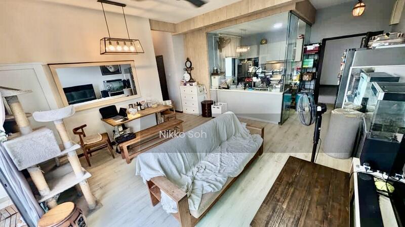 Crescent Bay Suites (Teluk Bayu) - 1