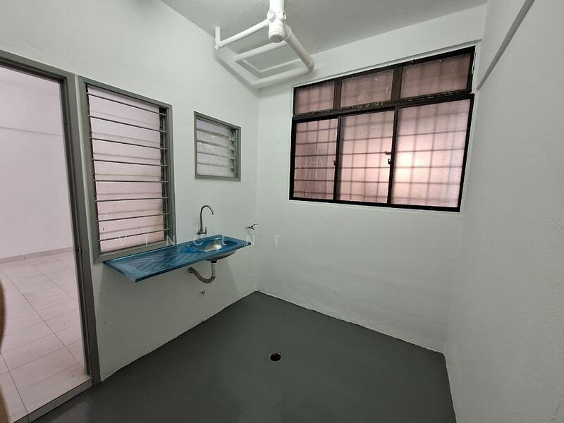 Plaza Serdang Raya - 3