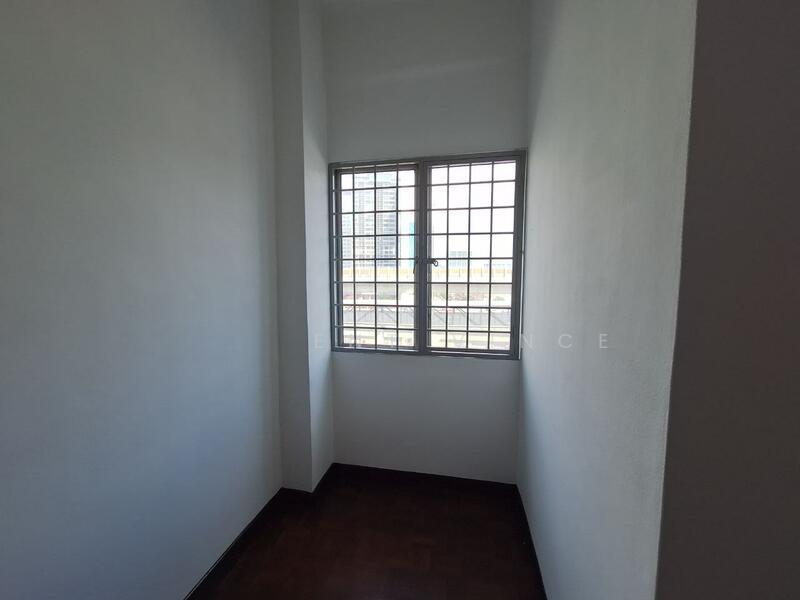 Plaza Serdang Raya - 5