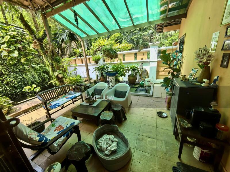 Semi-Detached House at Seksyen 9 - 4