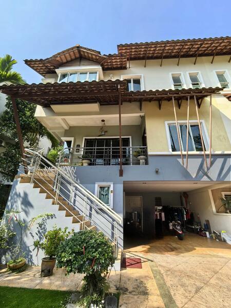 Semi-Detached House at Seksyen 9 - 3