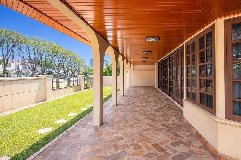 Taman Tun Dr Ismail - 3