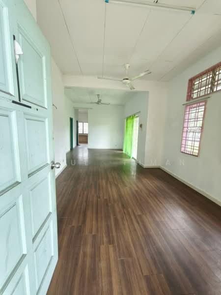 Taman Chembong Utama - 4