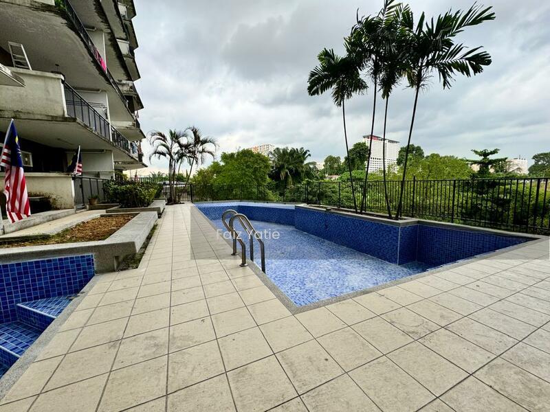 Pangsapuri Indahria - 5