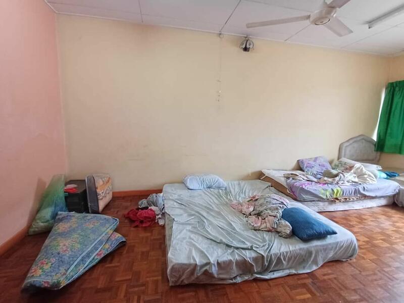 Terraced House at Damansara Jaya - 4