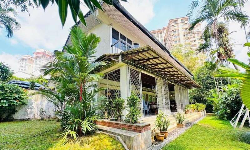 Seksyen 16 End Lot Bungalow Land: 10,600sf 2sty Section 16 Petaling Jaya University Malaya - 1