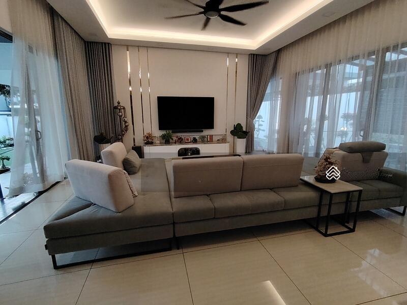 Twin Palms @ Sungai Long - 1