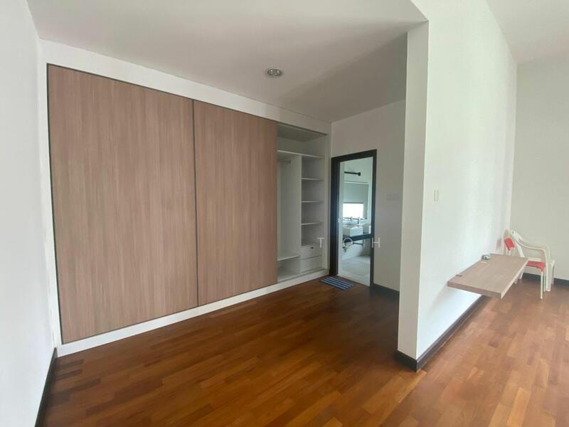 THE STRAITS VIEW RESIDENCES - 2