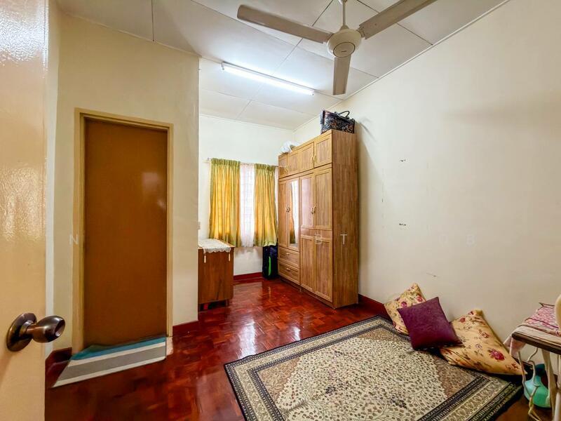 FACING OPEN Seksyen 8 Kota Damansara 2 Sty Terrace House - 4