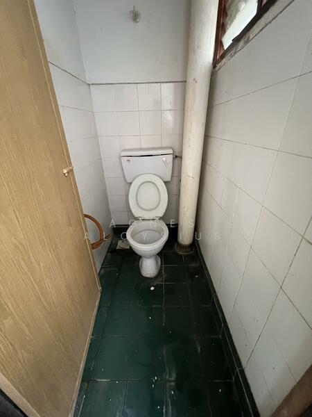 Pangsapuri Timur - 5