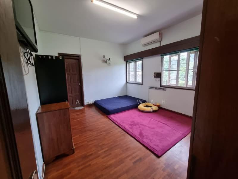 Bukit Persekutuan - 4