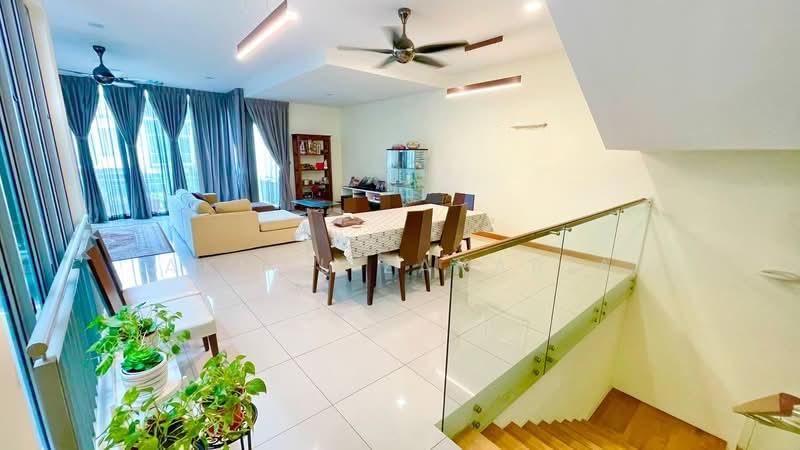 Schumann, Symphony Hills - 4