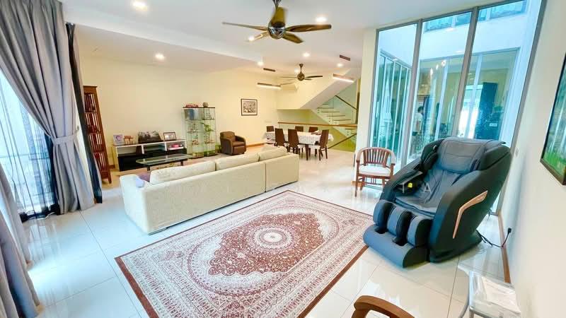 Schumann, Symphony Hills - 2