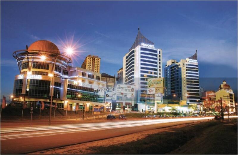 1Borneo Hypermall - 2