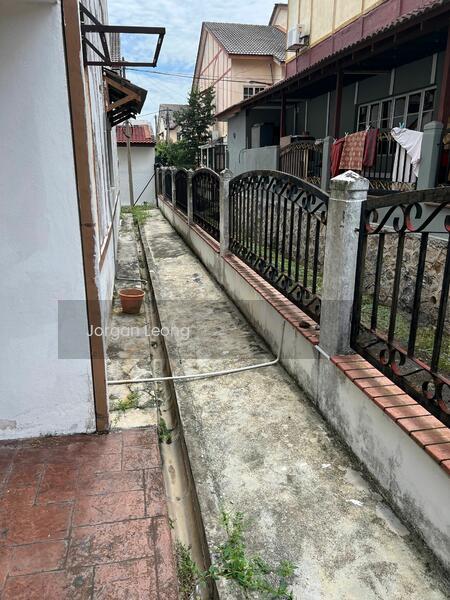 Terrace house at Sungai Buloh - 3