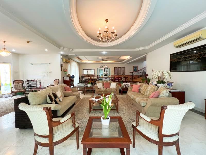 Taman Tun Dr Ismail (TTDI) - 1