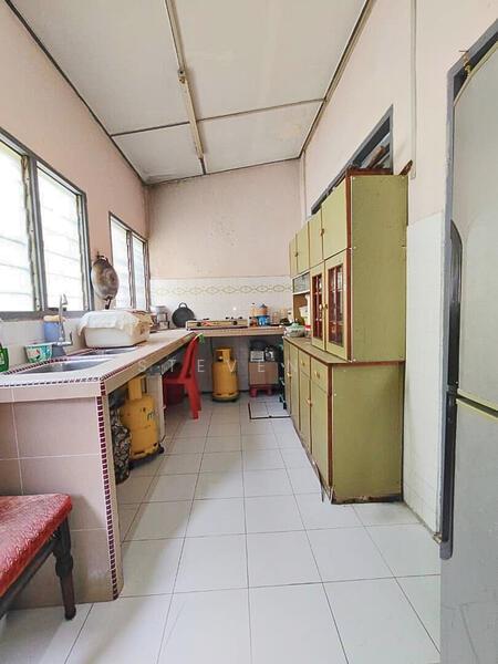 Pekan Razaki - 5