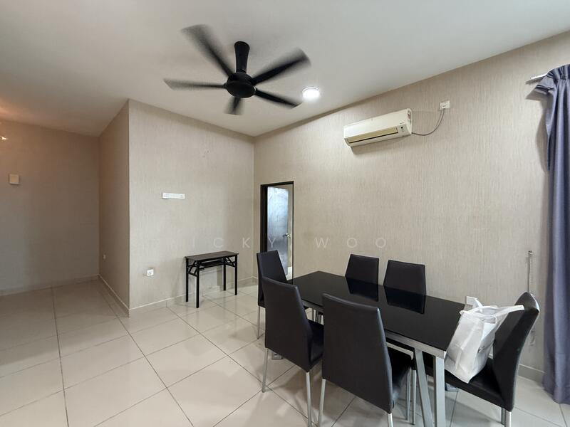 M Condominium @ Larkin - 5