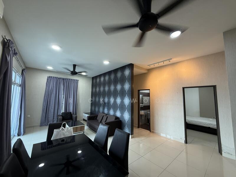 M Condominium @ Larkin - 4