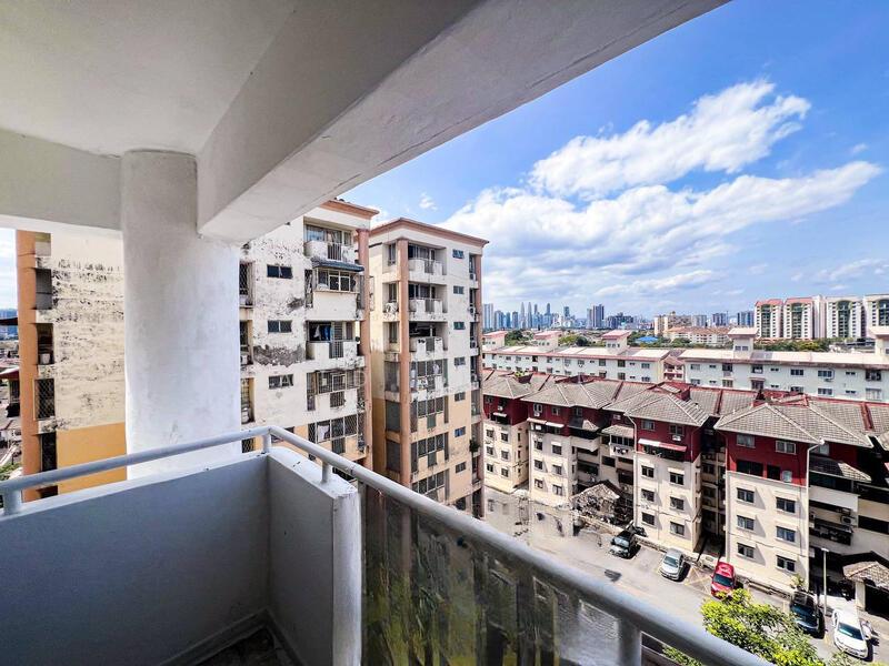 Le Jardine Condominium - 4