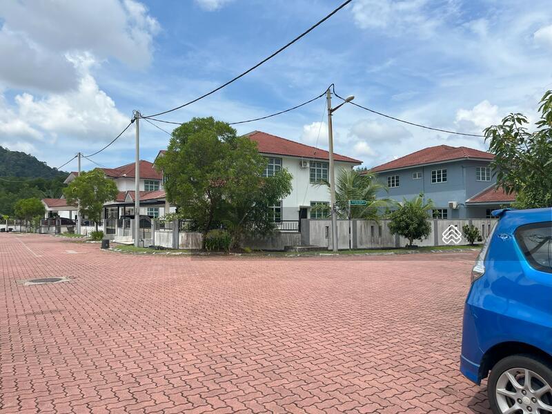 Taman Desa Manjung - 3