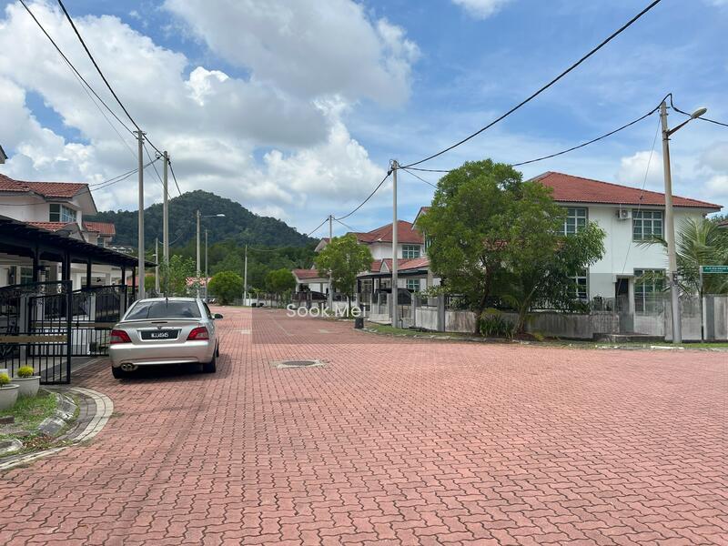 Taman Desa Manjung - 4