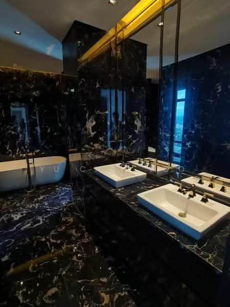 Four Seasons Place - 1