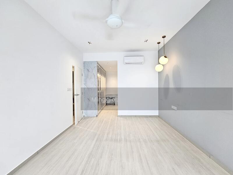 Waterside Residence - 2