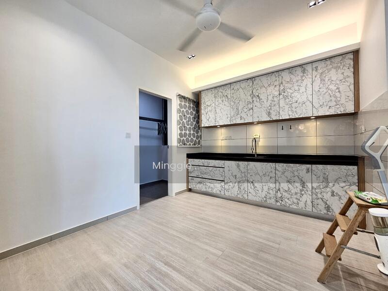 Waterside Residence - 1