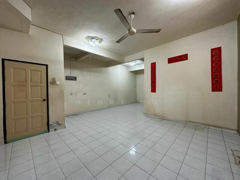 2-storey Terrace House at Taman Sinar Intan - 2