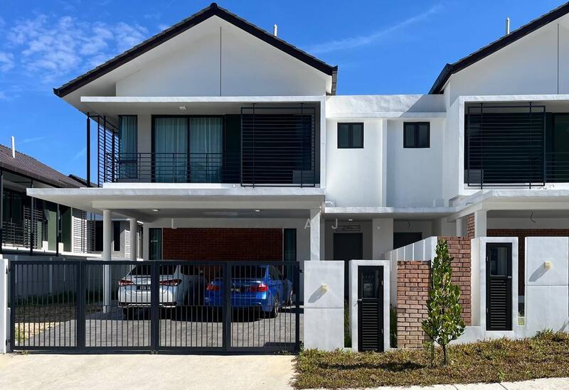 Greenhill Residence - 2