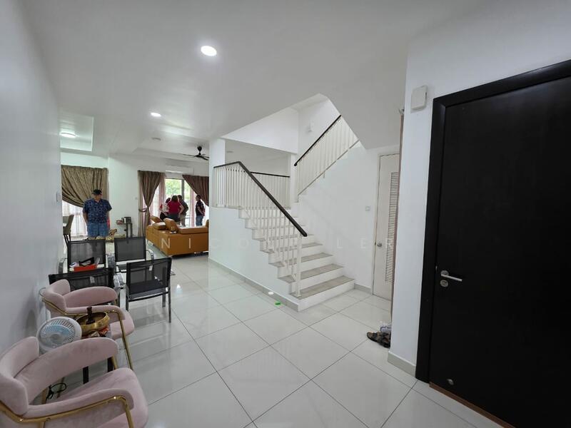 Ambang Botanic 2 - 4