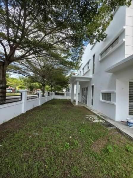 Setia Indah 12 corner - 1