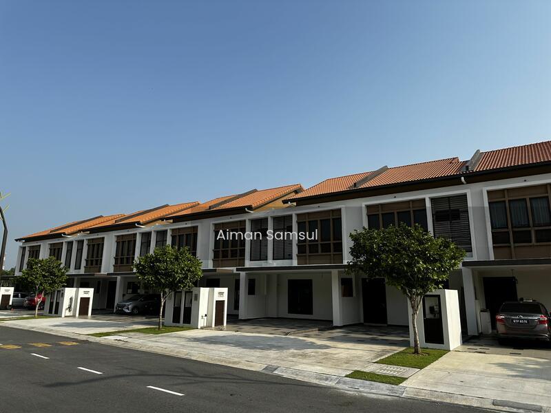 Setia Warisan Tropika - 1