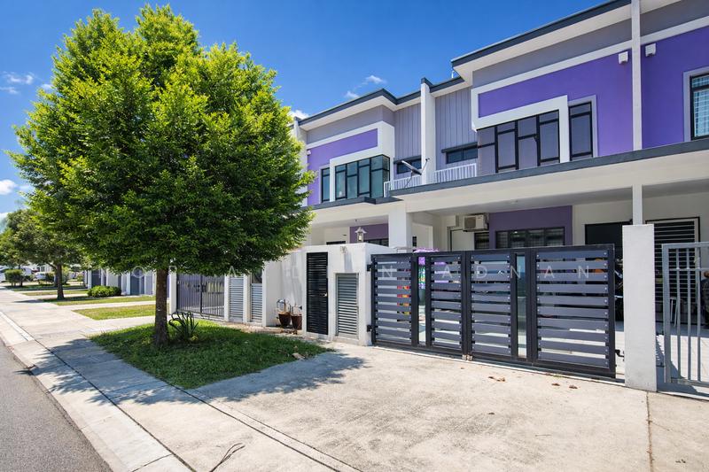 Renovated Double Storey Terrace Setia Ecohill 2 Banyas 2 - 2