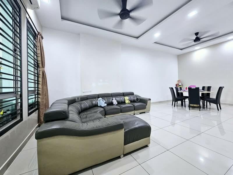 Taman Mount Austin - 2