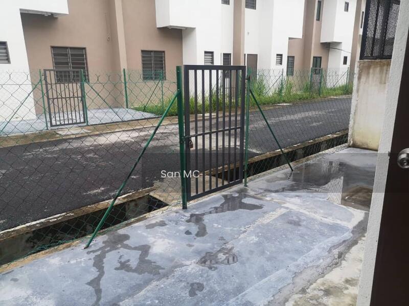 TAMAN MANTIN PUTRA - 2