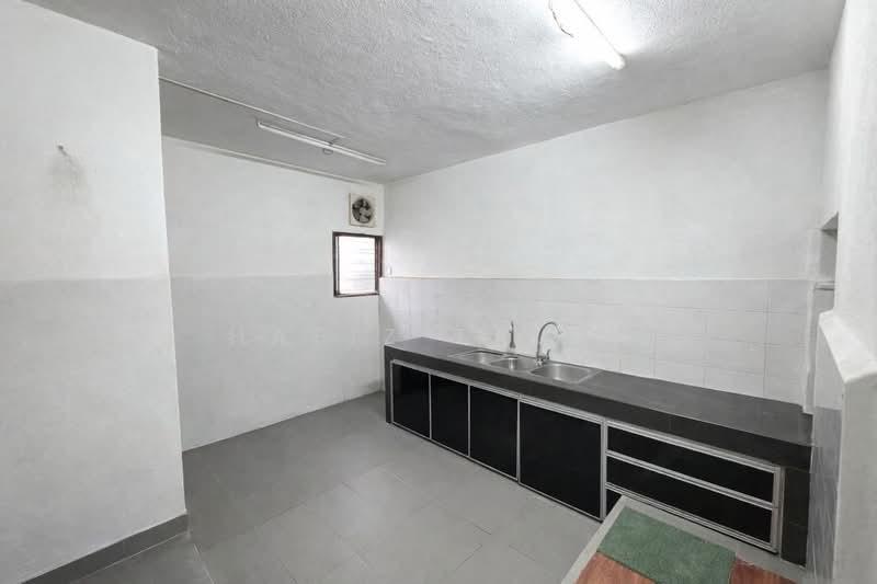 Kampung Tasik Tambahan - 5