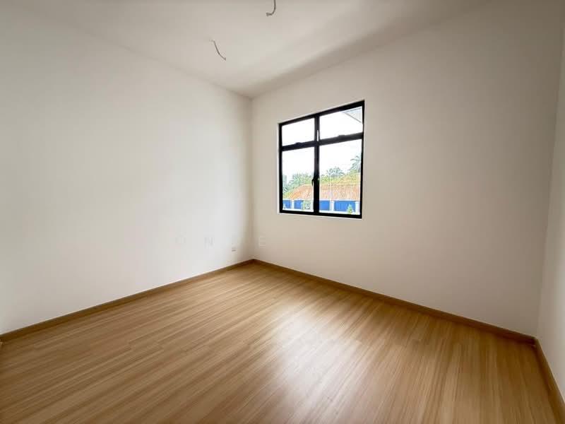 RESIDENSI BOTANI 3 - 3
