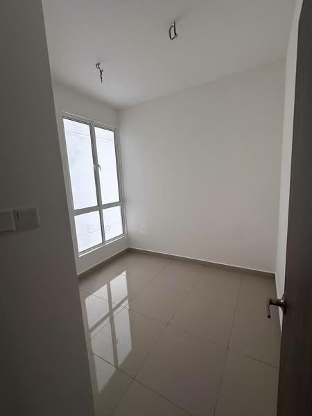 TRELLIS RESIDENCES - 4