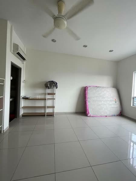 Zennith Suites (Pangsapuri Kebun Teh) - 2