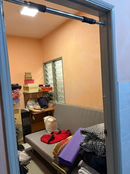 Damansara Damai - 4