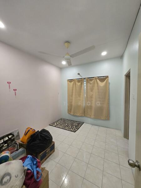 TAMAN RAPAT PERMAI - 4