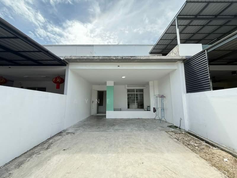 BUKIT INDAH BANDAR NUSAJAYA - 1