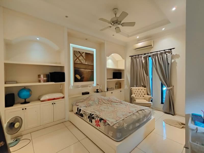 THE STRAITS VIEW RESIDENCES - 4