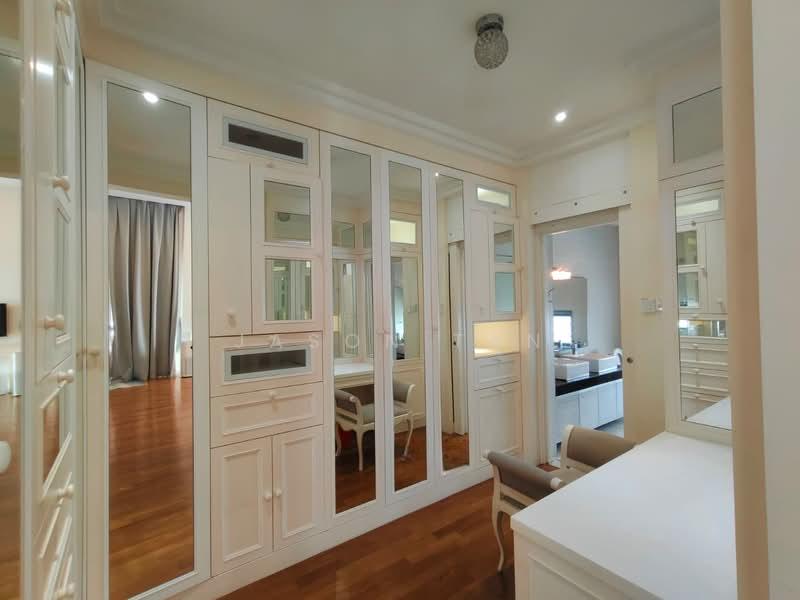 THE STRAITS VIEW RESIDENCES - 1