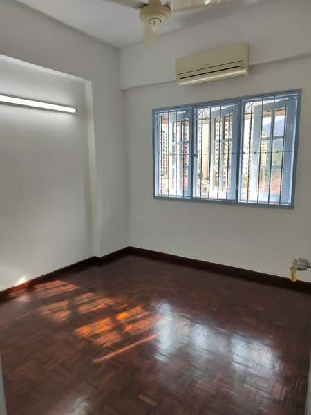 Vista Condominium - 3