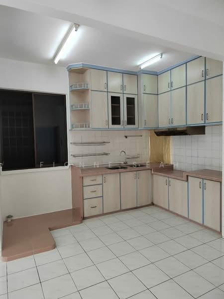 Vista Condominium - 1