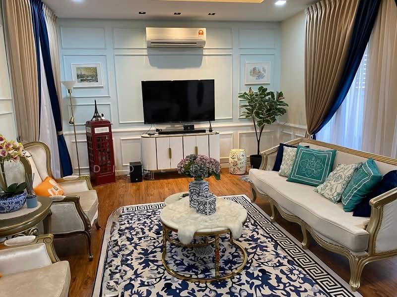 Taman Kempas Utama - 1