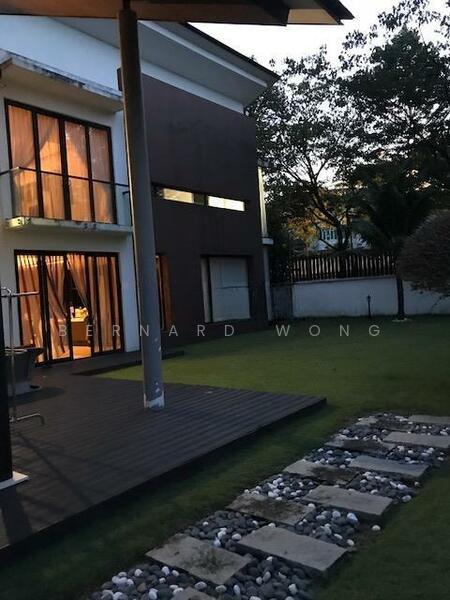 Bungalow at Tropicana Indah - 2